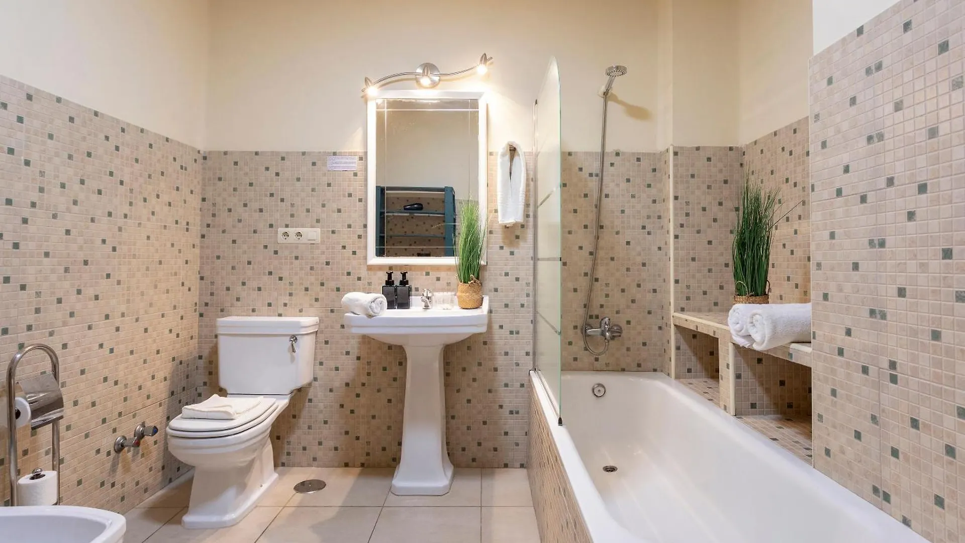 Villa Letplanet La Casa De Valentina Málaga Ferienhaus